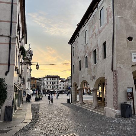 Ponte Vecchio, Elegante Appartamento A Due Passi Dal Centro Бассано-дель-Граппа Екстер'єр фото